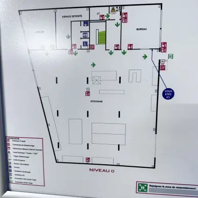 Vente Entrepôt / Local d'activités - Hyeres (83400)-photo-2