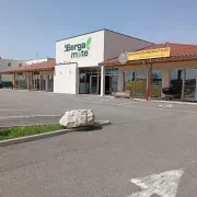 Location Local Commercial - Beny (01370)
