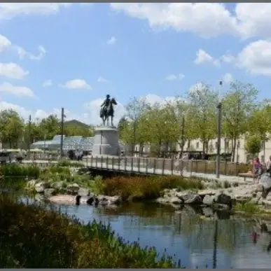 Vente de murs de boutique - Mouilleron-le-Captif (85000)-photo-6
