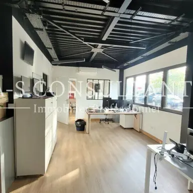 Location Entrepôt / Local d'activités - Genas (69740)-photo-2