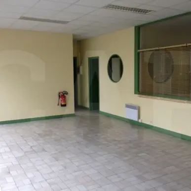 Location Bureau - Lanester (56600)-photo-1