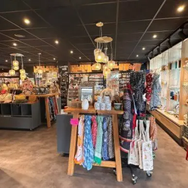 Vente - Tabac - Cadeaux souvenirs - Loto - Presse - Savoie (73)-photo-1