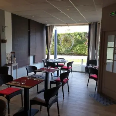 Location Local Commercial - Indre-et-Loire (37)-photo-4