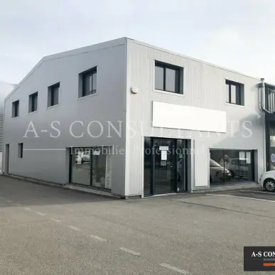 Vente de murs de boutique - Ambléon (01300)-photo-1