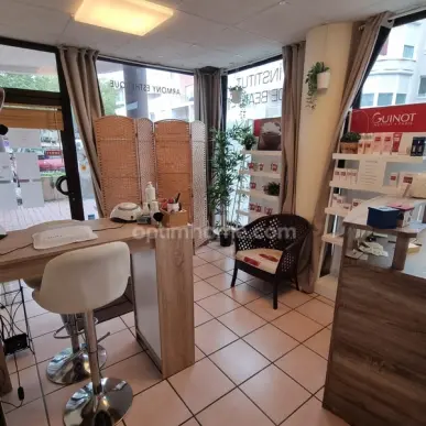 Vente - Esthétique - Institut de beauté - Montigny-le-Bretonneux (78180)-photo-2