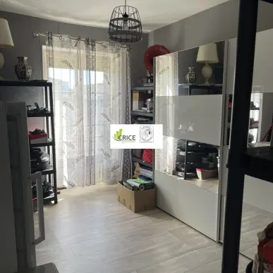 Vente de murs de boutique - Vienne (86)-photo-3