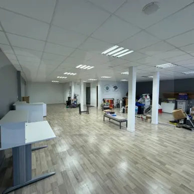 Location Entrepôt / Local d'activités - Vezin-le-Coquet (35132)-photo-1