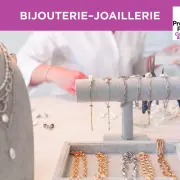 Vente - Cadeaux souvenirs - Fleuriste - Parfumerie - Salon de coiffure - Paris (75)