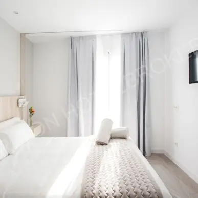 Vente - Hôtel - Loire (42)-photo-7