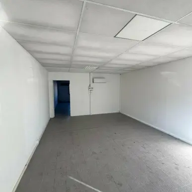 Location Local Commercial - Aubagne (13400)-photo-3