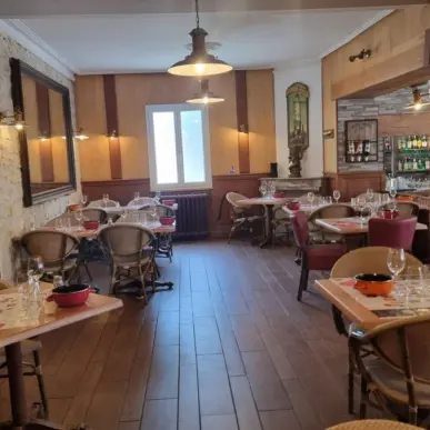 Vente - Bar - Brasserie - Restaurant - Saint-Pierre-d'Oléron (17310)-photo-3