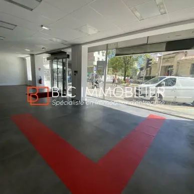 Location Local Commercial - Marseille 5ème (13005)-photo-3
