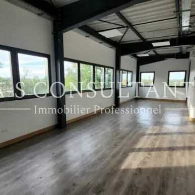 Location Entrepôt / Local d'activités - Genas (69740)-photo-4