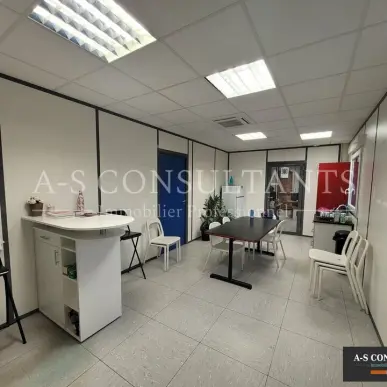 Vente de murs de boutique - Colombier-le-Cardinal (07430)-photo-4