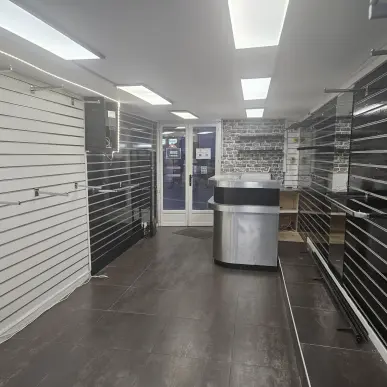 Location Local Commercial - Tours (37000)-photo-3