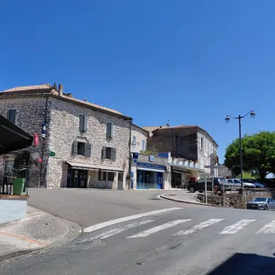 Vente - Tabac - Cadeaux souvenirs - FDJ - PMU - Monflanquin (47150)-photo-2