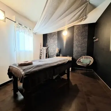 Vente - Institut de beauté - Salon de coiffure - Ampoigné (53200)-photo-6
