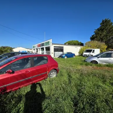 Vente - Centre automobile - Garage - Mécanique - Le Château-d'Oléron (17480)-photo-3