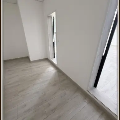 Vente de murs de boutique - Tarbes (65000)-photo-4