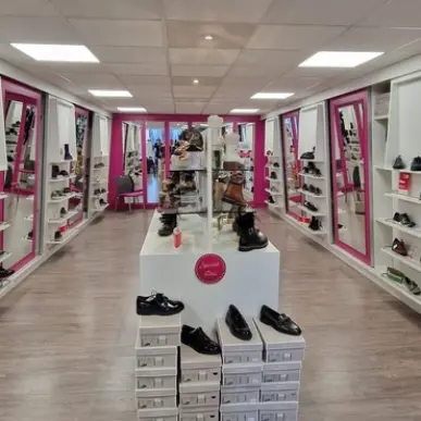 Vente - Chaussures - Puy-de-Dôme (63)-photo-4