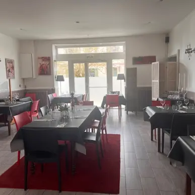 Vente - Bar - Hôtel - Restaurant - Saint-Aigulin (17360)-photo-2