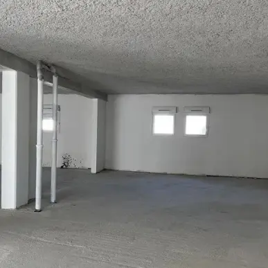 Vente de murs de boutique - Saint-Seurin-sur-l'Isle (33660)-photo-2