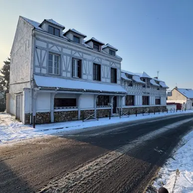 Vente - Hôtel - Restaurant - Emerainville (77184)-photo-1