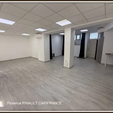Vente de murs de boutique - Tarbes (65000)-photo-2