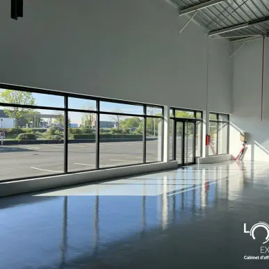 Location Local Commercial - Angers (49000)-photo-5