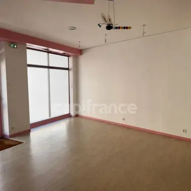 Vente de murs de boutique - Auxerre (89000)-photo-2