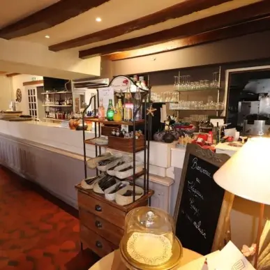 Vente - Hôtel - Restaurant - Celle-Lévescault (86600)-photo-7