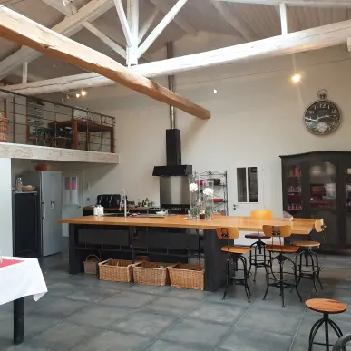 Vente de murs de boutique - La Rochelle (17000)-photo-3