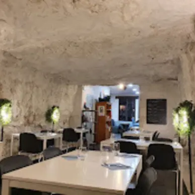 Vente - Bar - Restaurant - Cave à vins - Crêperie - Vins et spiritueux - Chaumont-sur-Loire (41150)-photo-2