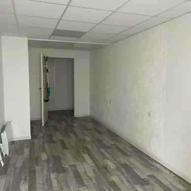 Vente de murs de boutique - Challans (85300)-photo-6