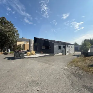 Vente Entrepôt / Local d'activités - Châteaugiron (35410)-photo-1