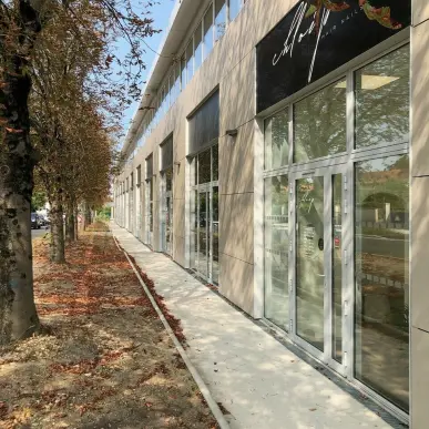Vente de murs de boutique - Carbon-Blanc (33560)-photo-3