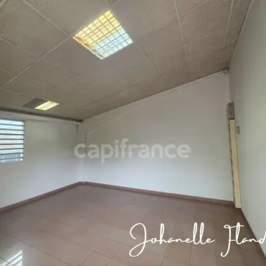 Location Bureau - Baie mahault (97122)-photo-4