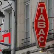 Vente - Bar - Tabac - Café - FDJ - Loto - PMU - Presse - Andel (22400)