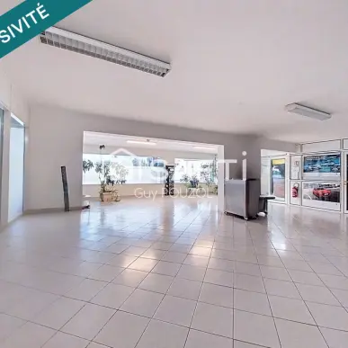 Vente de murs de boutique - La Garde-Adhémar (26700)-photo-8