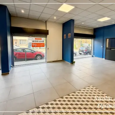 Location Local Commercial - Compiegne (60200)-photo-2