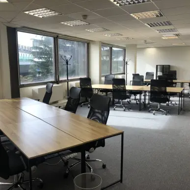 Location Local Commercial - Saint-Cloud (92210)-photo-1