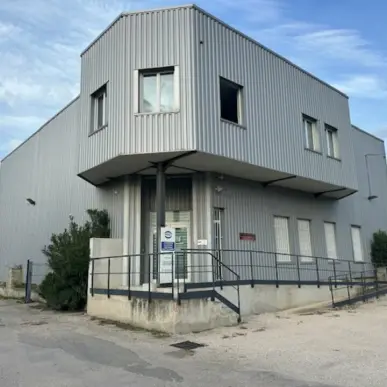 Location Local Commercial - Aubagne (13400)-photo-1