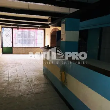 Vente de murs de boutique - Perpignan (66000)-photo-3