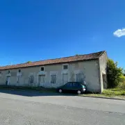 Vente Entrepôt / Local d'activités - Rouillac (16170)