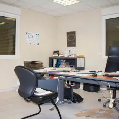 Vente Entrepôt / Local d'activités - Lacaune (81230)-photo-3