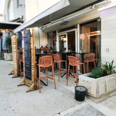 Vente - Restaurant - Saint-Pierre-d'Oléron (17310)-photo-2
