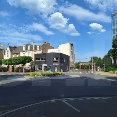 Location Local Commercial - Saint-Brieuc (22000)-photo-2
