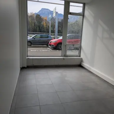 Vente de murs de boutique - Quaix-en-Chartreuse (38950)-photo-3