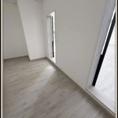 Vente de murs de boutique - Tarbes (65000)-photo-8