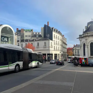 Location Local Commercial - Loire-Atlantique (44)-photo-4